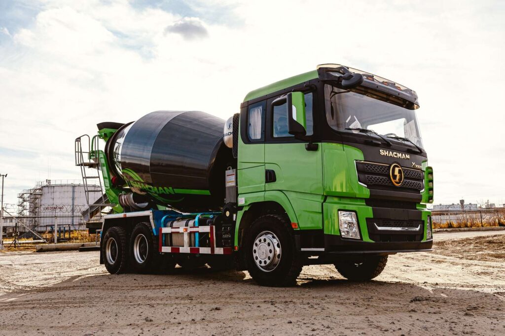 МИКСЕР X3000 6×4 SX5258GJB6R384